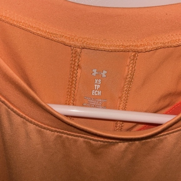 Under Armour Women’s Tank Orange- XS - Picture 2 of 5